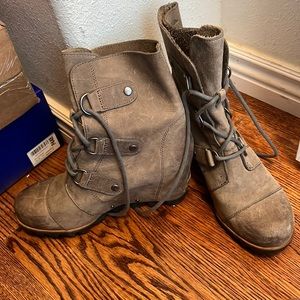 Euc Sorel wedge size 8